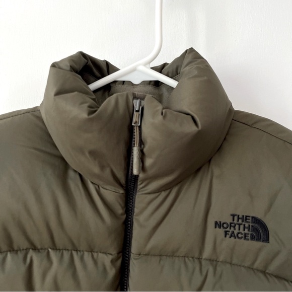 The North Face Nuptse 700 Down Stowaway Puffer Vest - Picture 3 of 16